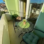 B Split