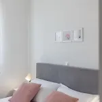 B Split