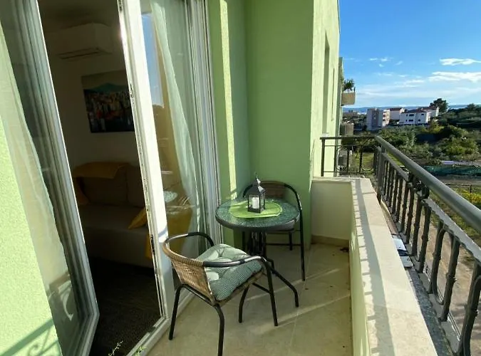 Διαμέρισμα B Σπλιτ