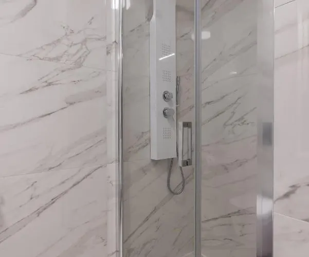 Διαμέρισμα B Σπλιτ