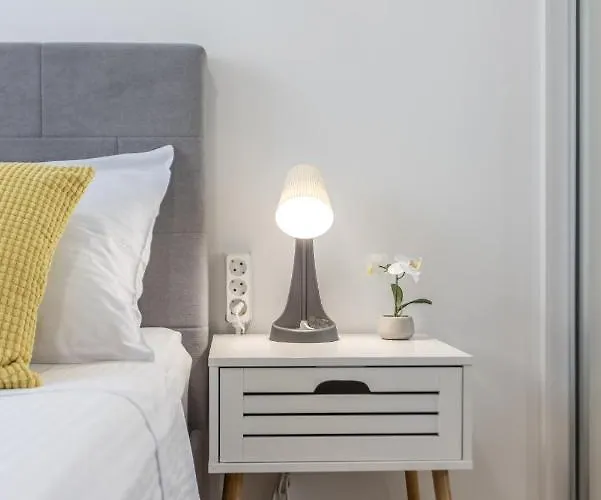 B Διαμέρισμα Σπλιτ