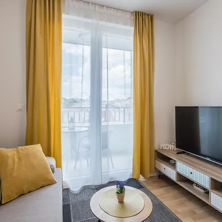 B דירה ספליט